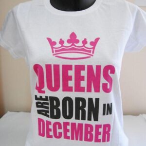 Дамска тениска с надпис Принцесите са родени през февруари
